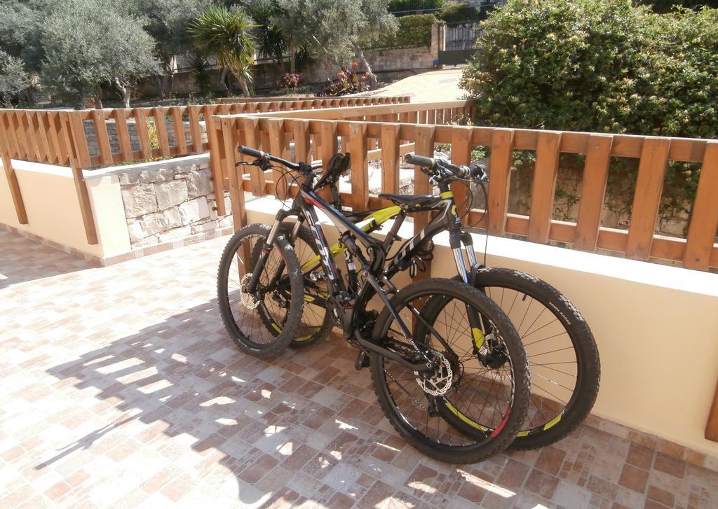 Stratos Villas Kaloniktis ภายนอก รูปภาพ