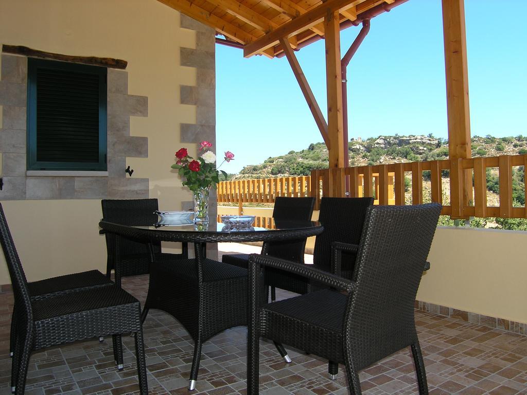 Stratos Villas Kaloniktis ภายนอก รูปภาพ