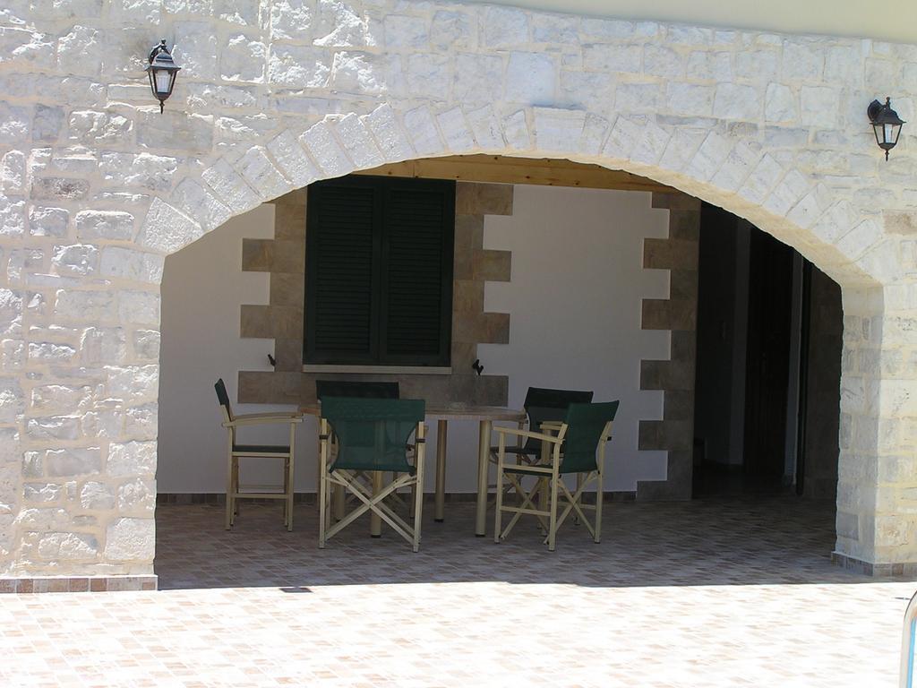 Stratos Villas Kaloniktis ภายนอก รูปภาพ